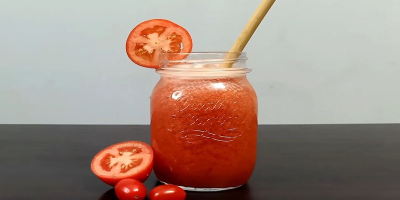 Công thức nước ép đẹp da với cà chua đơn giản trong vài bước