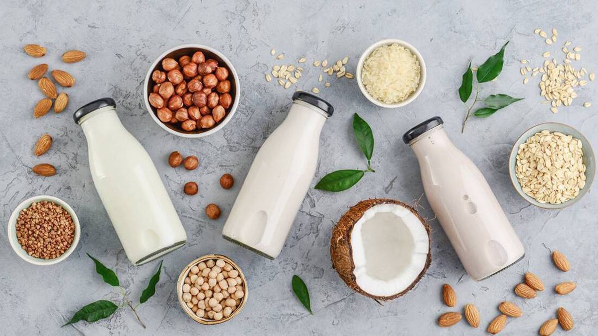 Sữa hạt là gì? 7 lợi ích của sữa hạt với sức khỏe